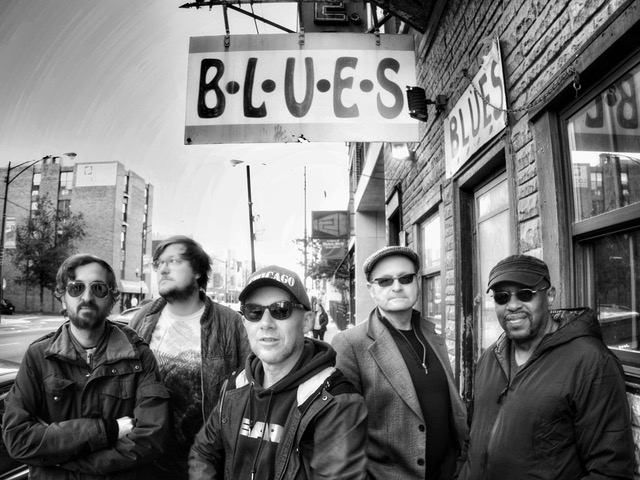 03_bw Band BLUES